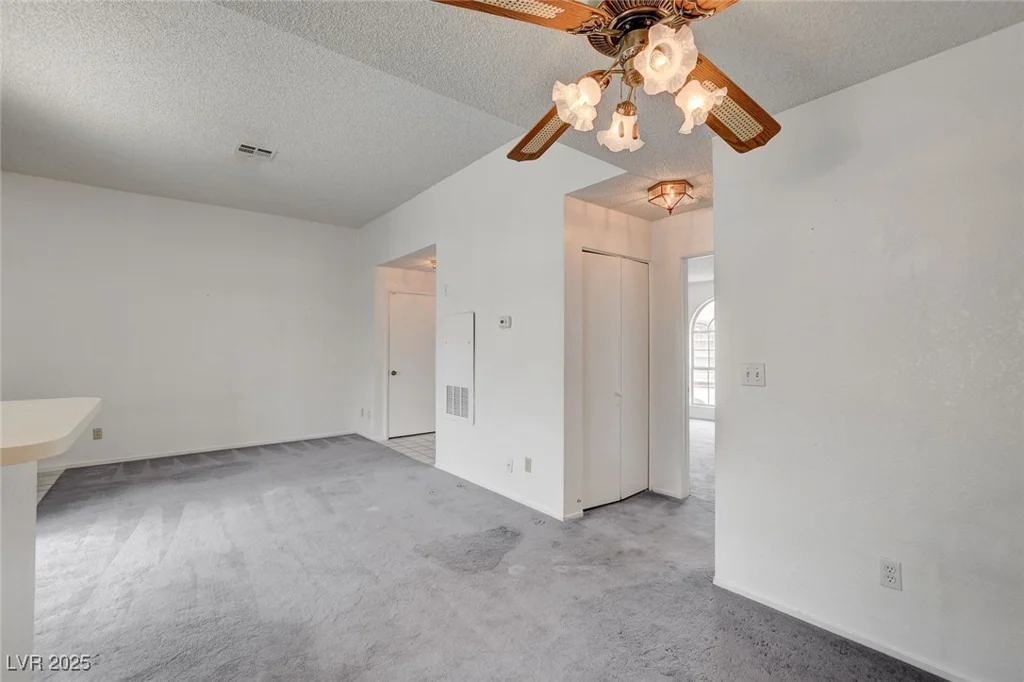 3150 Soft Breezes, Las Vegas, NV 89128
