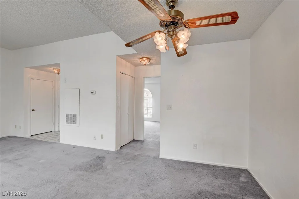 3150 Soft Breezes, Las Vegas, NV 89128