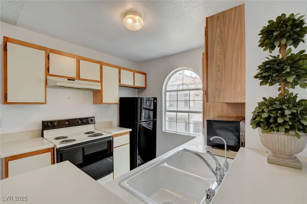 3150 Soft Breezes, Las Vegas, NV 89128