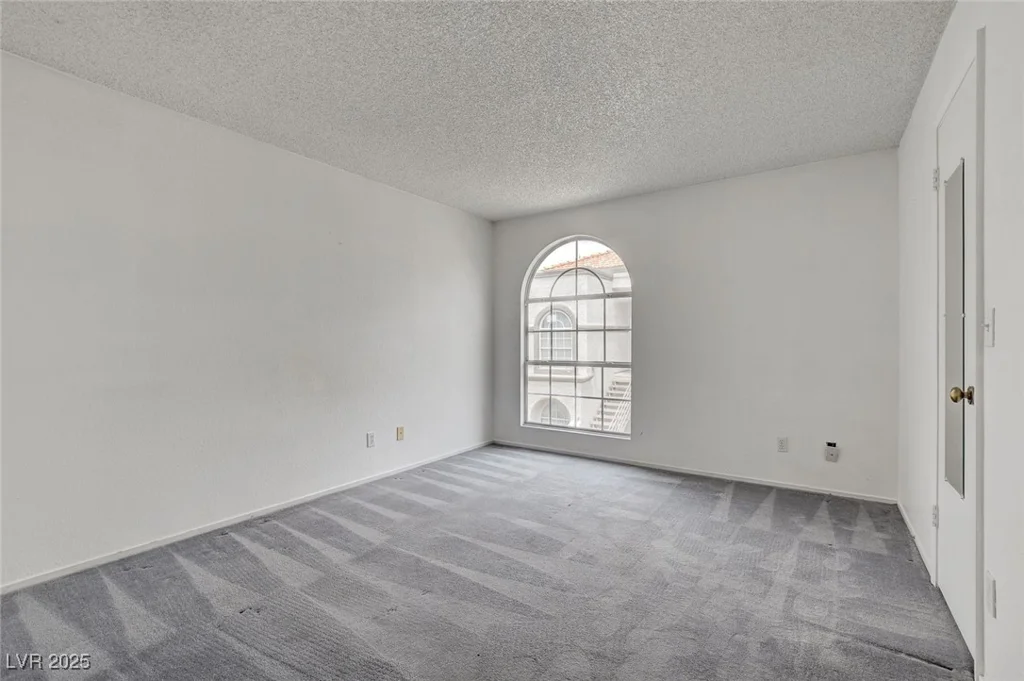 3150 Soft Breezes, Las Vegas, NV 89128