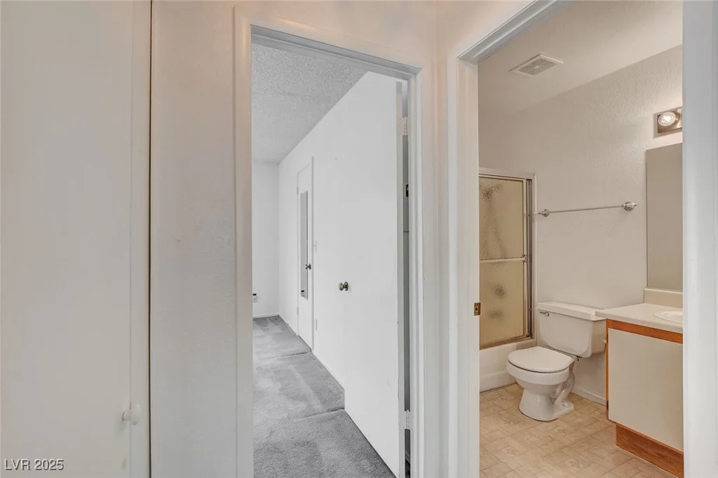3150 Soft Breezes, Las Vegas, NV 89128