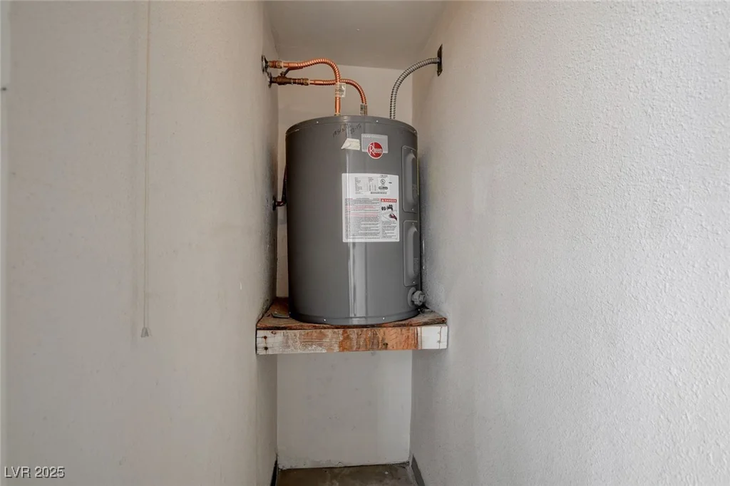 3150 Soft Breezes, Las Vegas, NV 89128