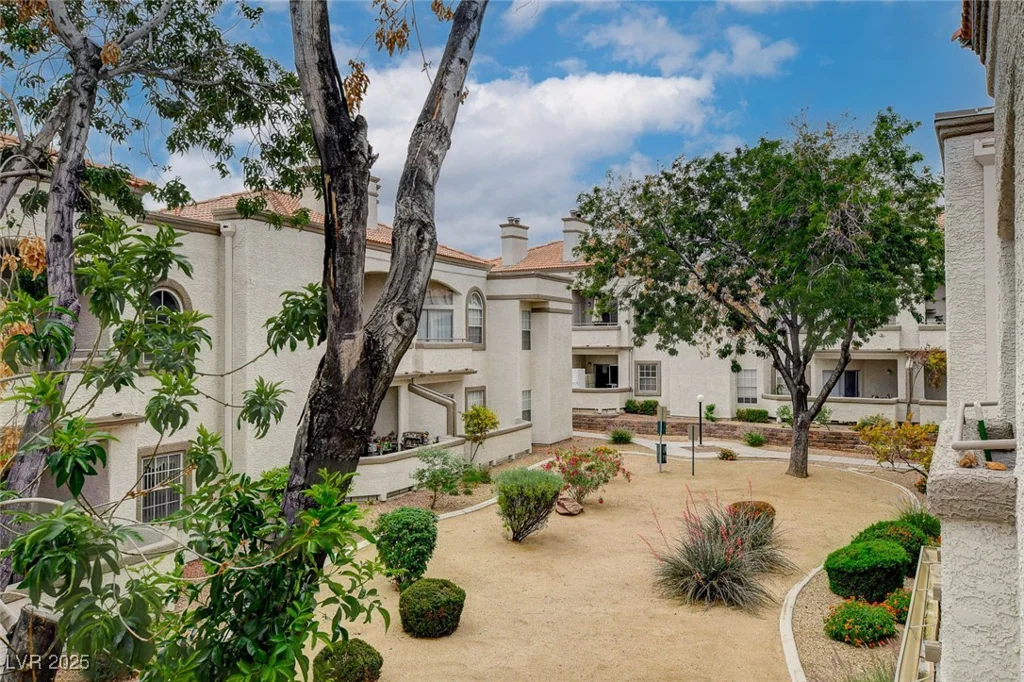 3150 Soft Breezes, Las Vegas, NV 89128