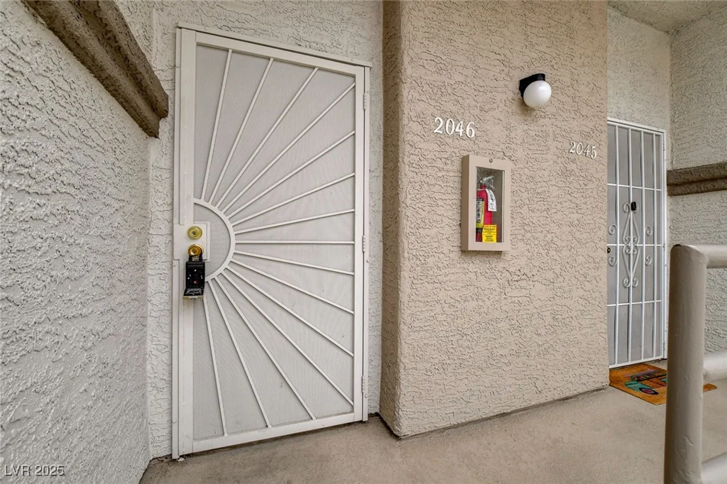3150 Soft Breezes, Las Vegas, NV 89128