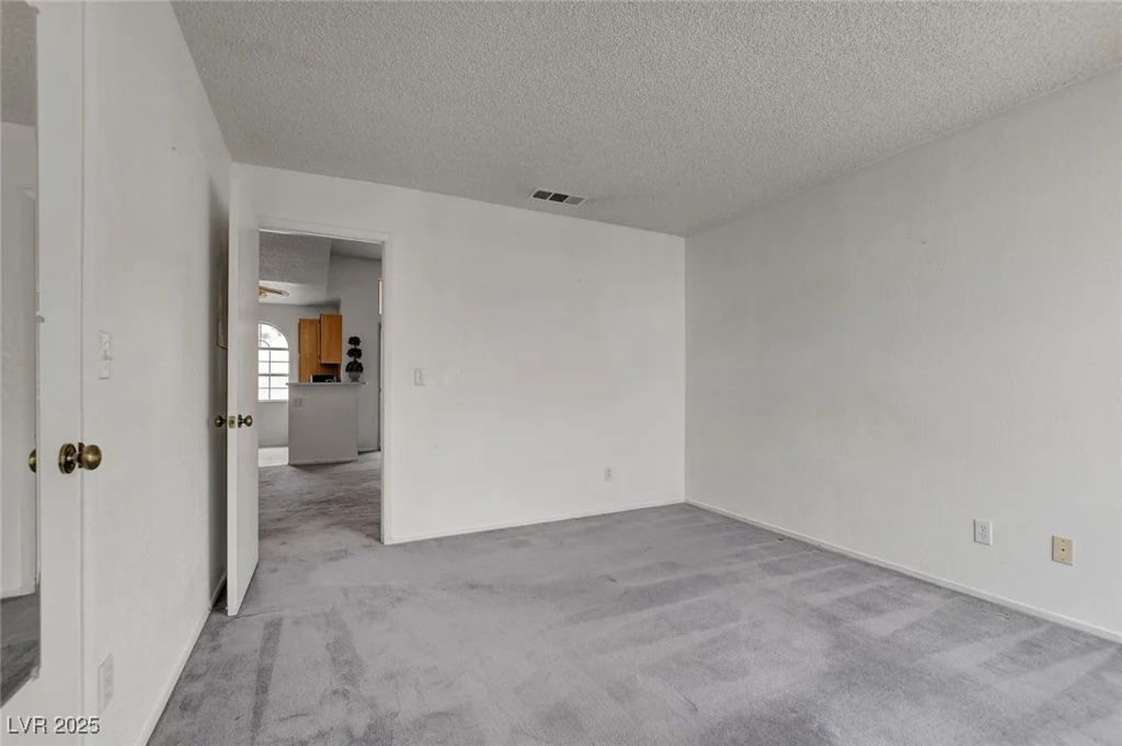 3150 Soft Breezes, Las Vegas, NV 89128