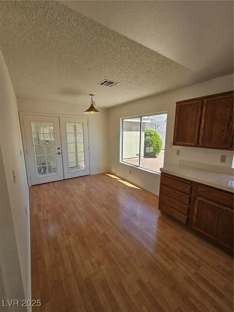 6529 Bradford, Las Vegas, NV 89108
