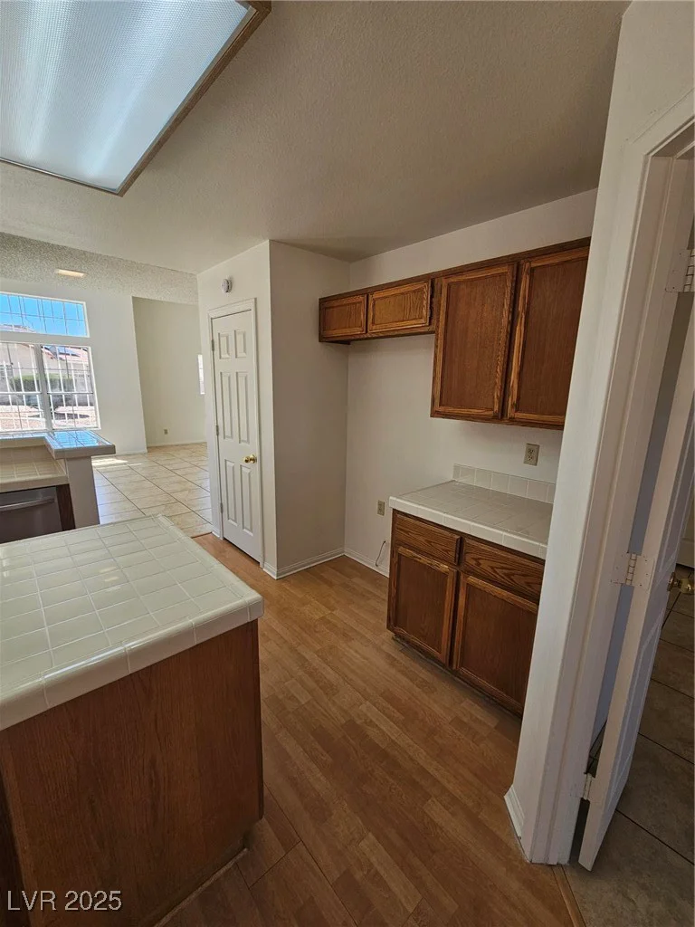 6529 Bradford, Las Vegas, NV 89108