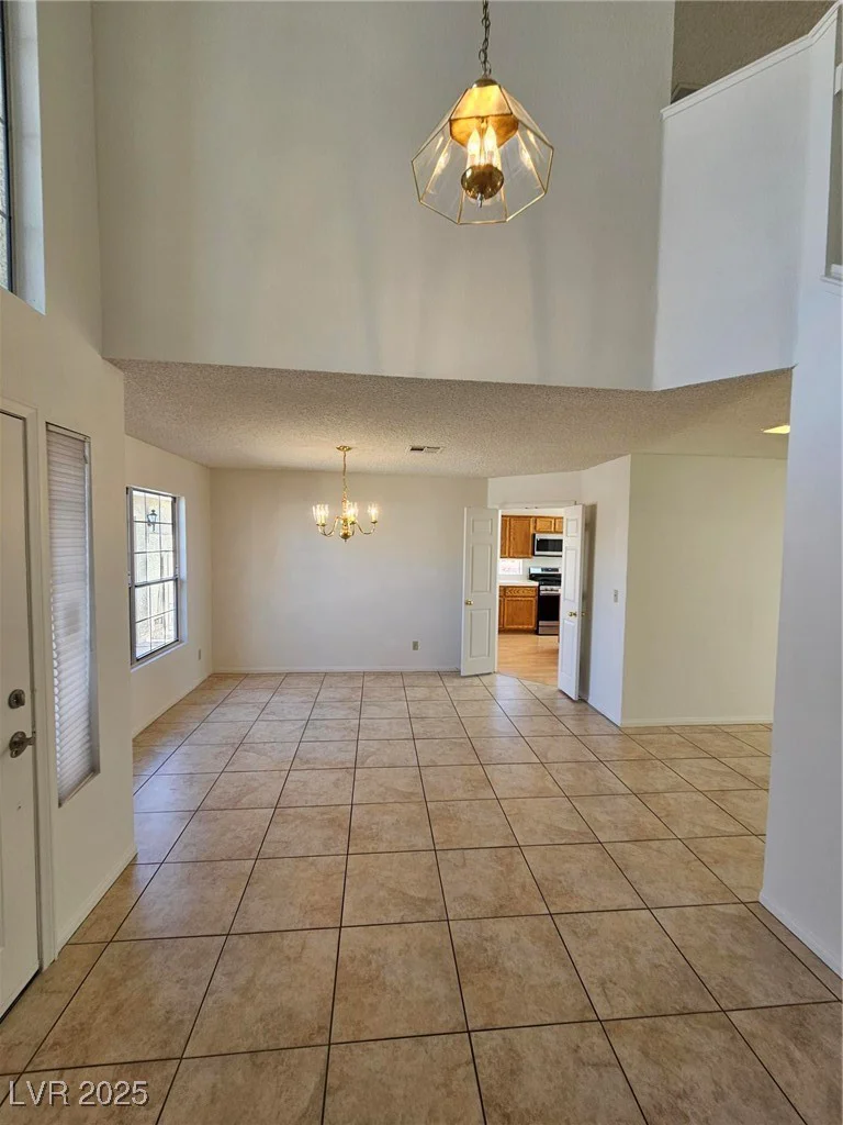 6529 Bradford, Las Vegas, NV 89108