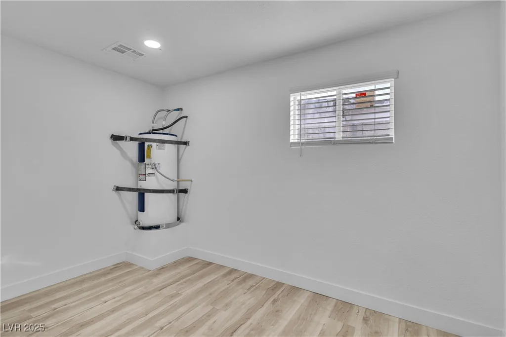 617 Stanford, Las Vegas, NV 89107