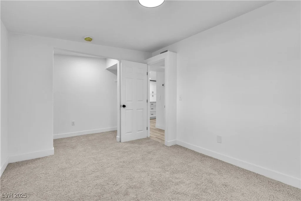 617 Stanford, Las Vegas, NV 89107
