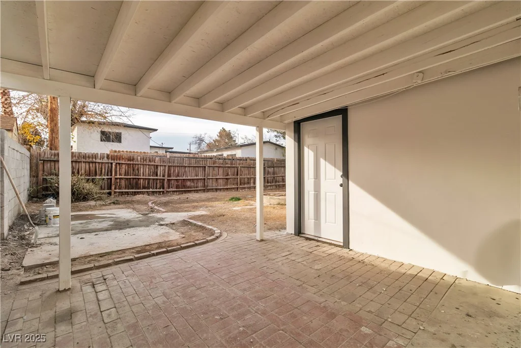617 Stanford, Las Vegas, NV 89107