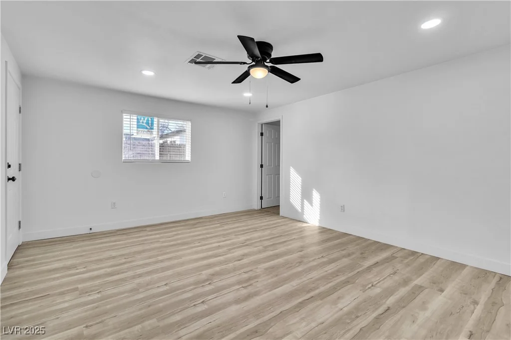 617 Stanford, Las Vegas, NV 89107
