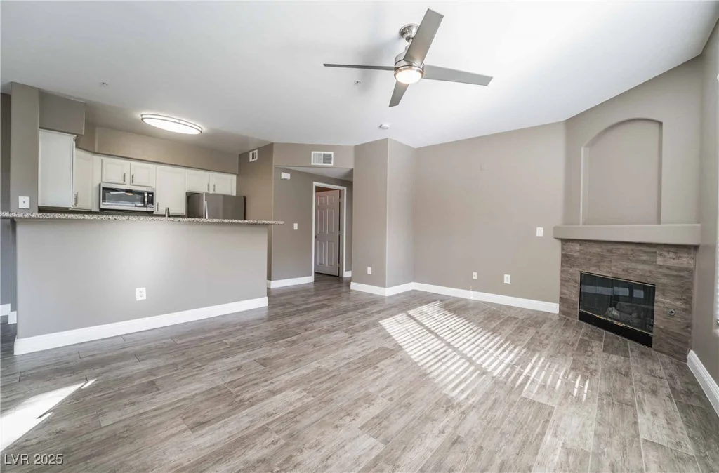 7189 Durango, Las Vegas, NV 89113