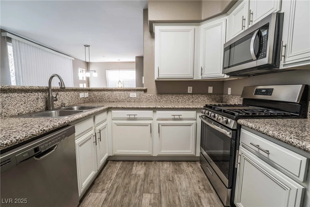 7189 Durango, Las Vegas, NV 89113