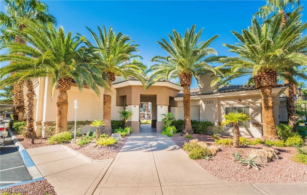 7189 Durango, Las Vegas, NV 89113