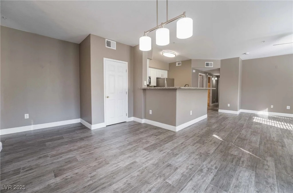 7189 Durango, Las Vegas, NV 89113