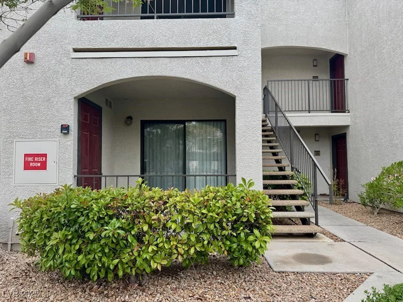 950 Seven Hills, Henderson, NV 89052