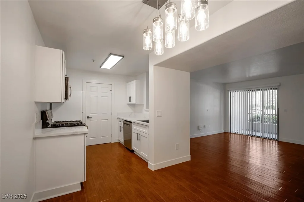 950 Seven Hills, Henderson, NV 89052