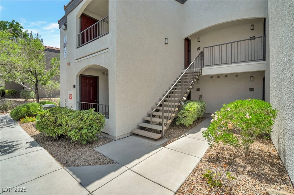 950 Seven Hills, Henderson, NV 89052