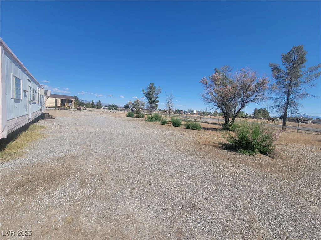 1820 Pluto, Pahrump, NV 89048