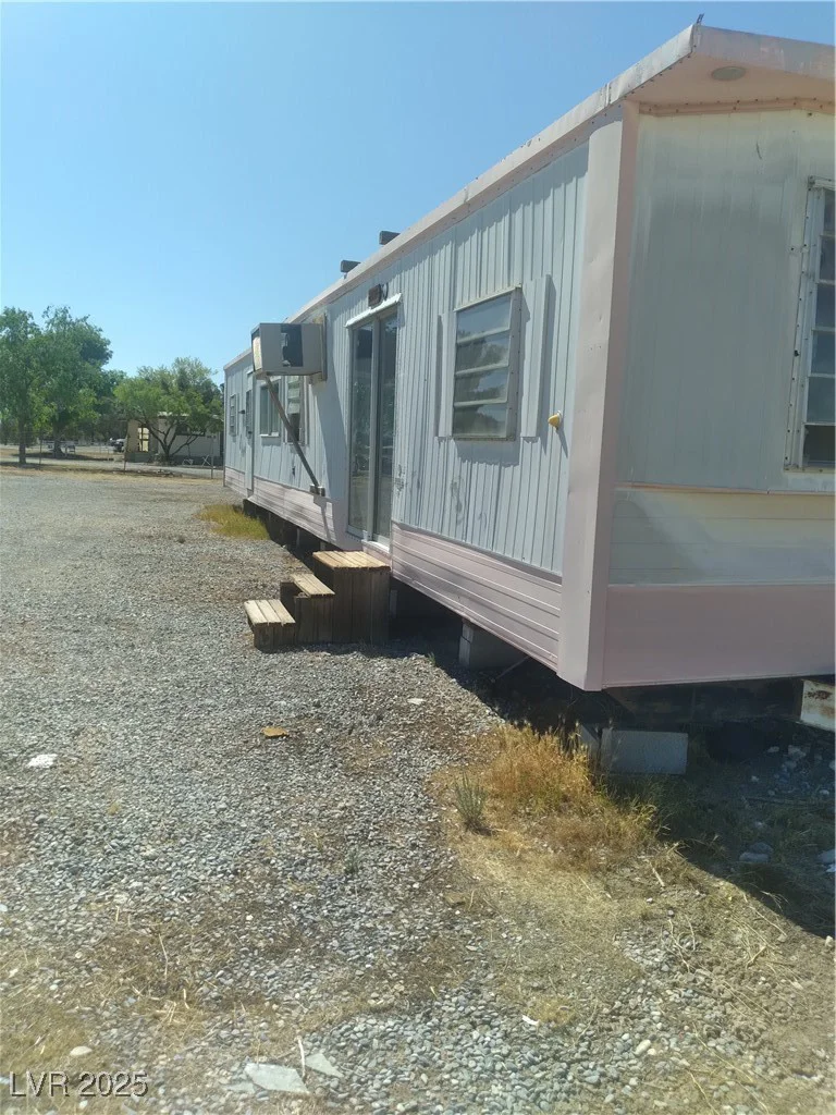 1820 Pluto, Pahrump, NV 89048