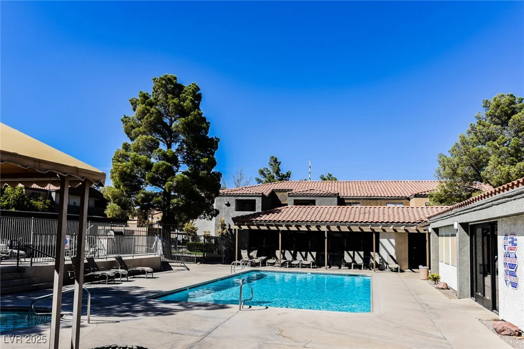 3151 Soaring Gulls, Las Vegas, NV 89128