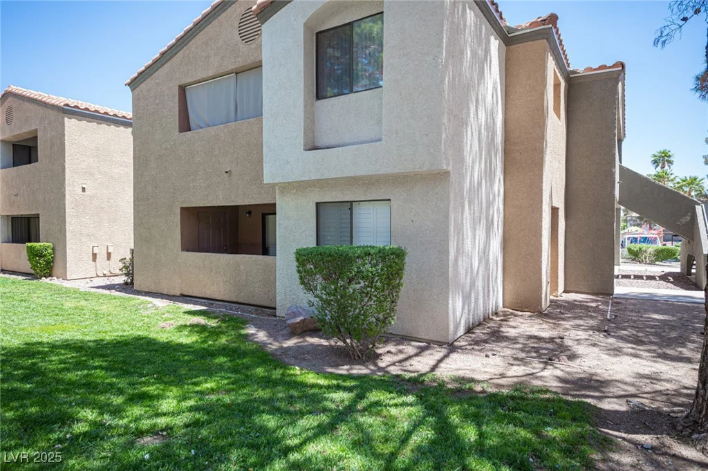 3151 Soaring Gulls, Las Vegas, NV 89128
