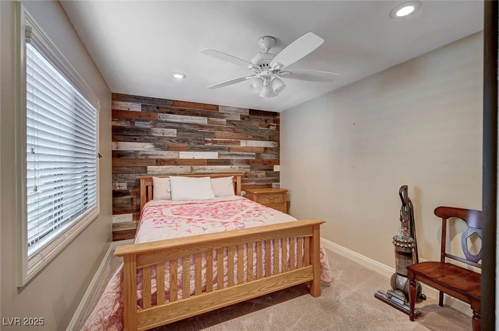 2704 Miraflores, Las Vegas, NV 89102