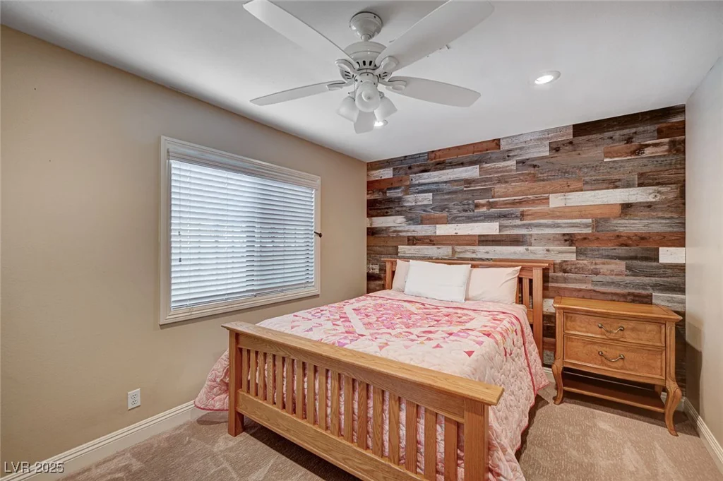 2704 Miraflores, Las Vegas, NV 89102