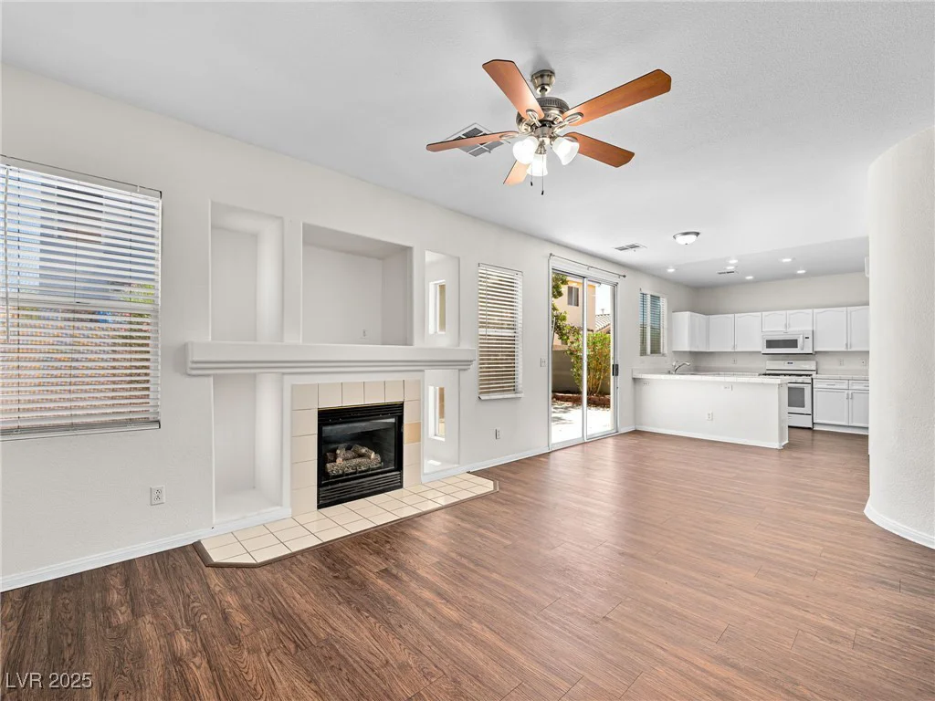 1153 Stormy Valley, Las Vegas, NV 89123