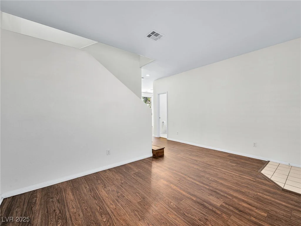 1153 Stormy Valley, Las Vegas, NV 89123