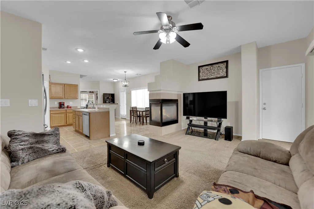 8873 Happy Stream, Las Vegas, NV 89143