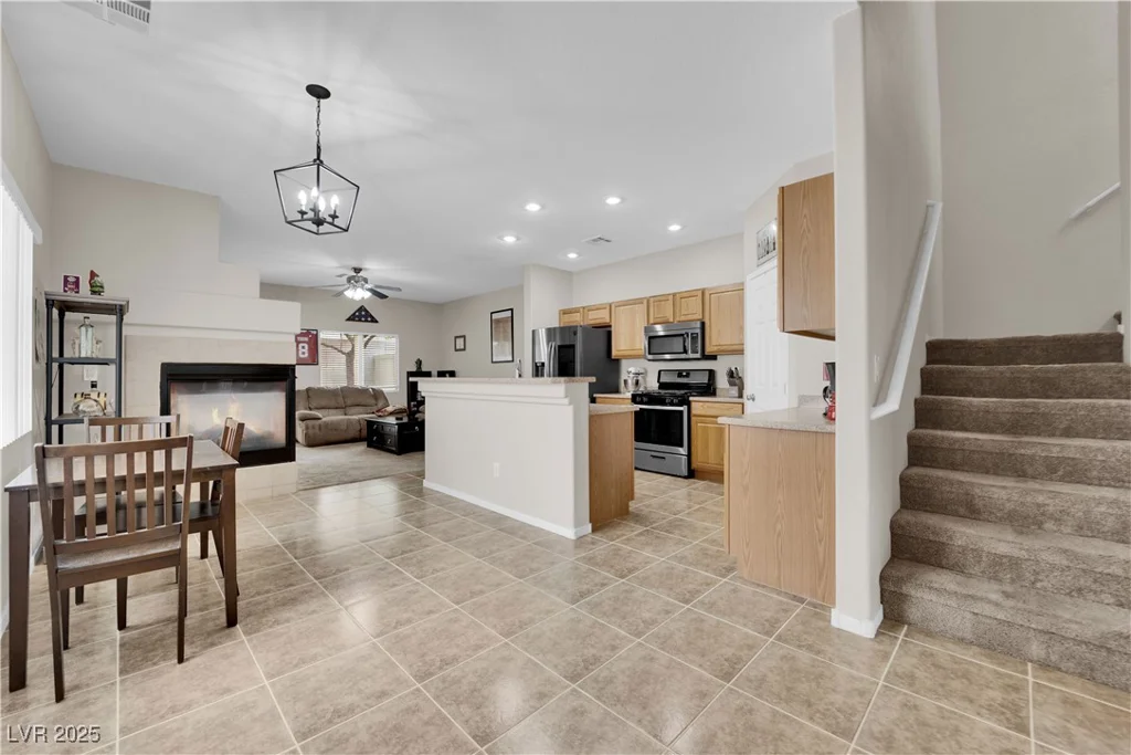 8873 Happy Stream, Las Vegas, NV 89143