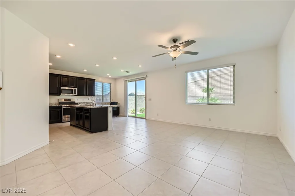 12546 Mosticone, Las Vegas, NV 89141
