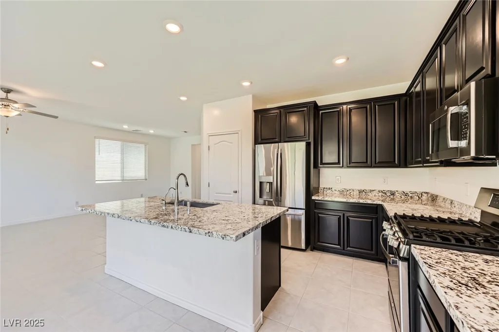 12546 Mosticone, Las Vegas, NV 89141