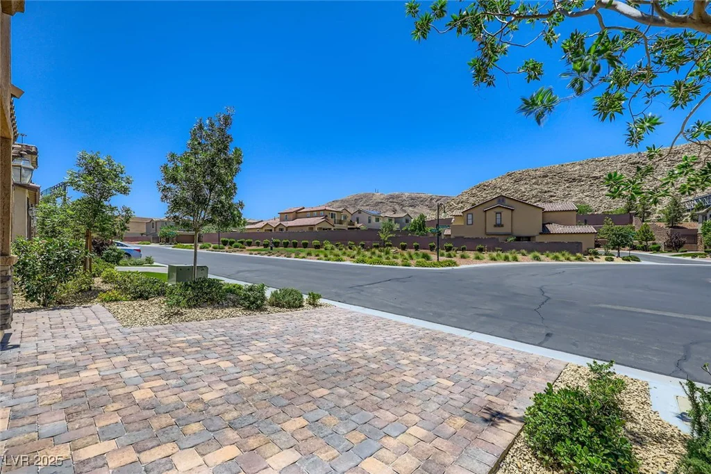 12546 Mosticone, Las Vegas, NV 89141