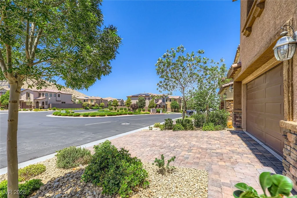 12546 Mosticone, Las Vegas, NV 89141
