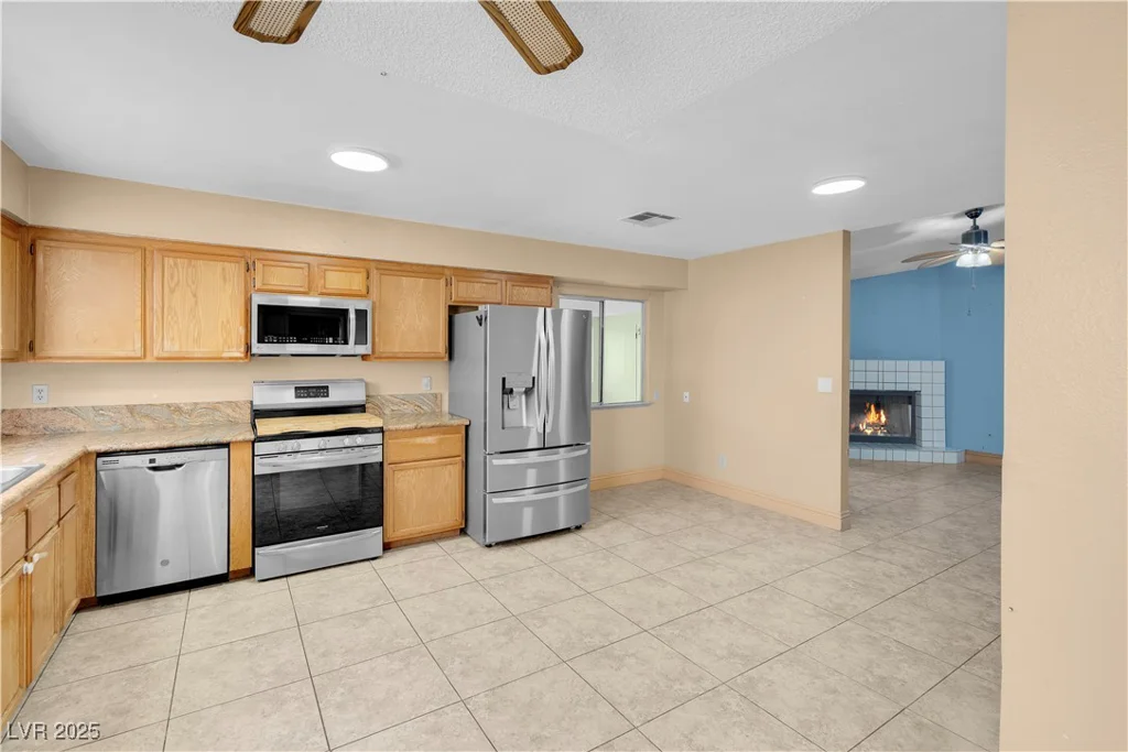 8024 Hackberry, Las Vegas, NV 89123