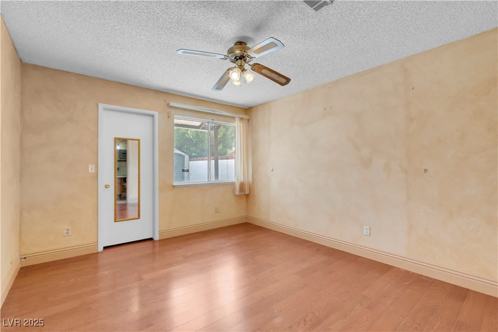 8024 Hackberry, Las Vegas, NV 89123