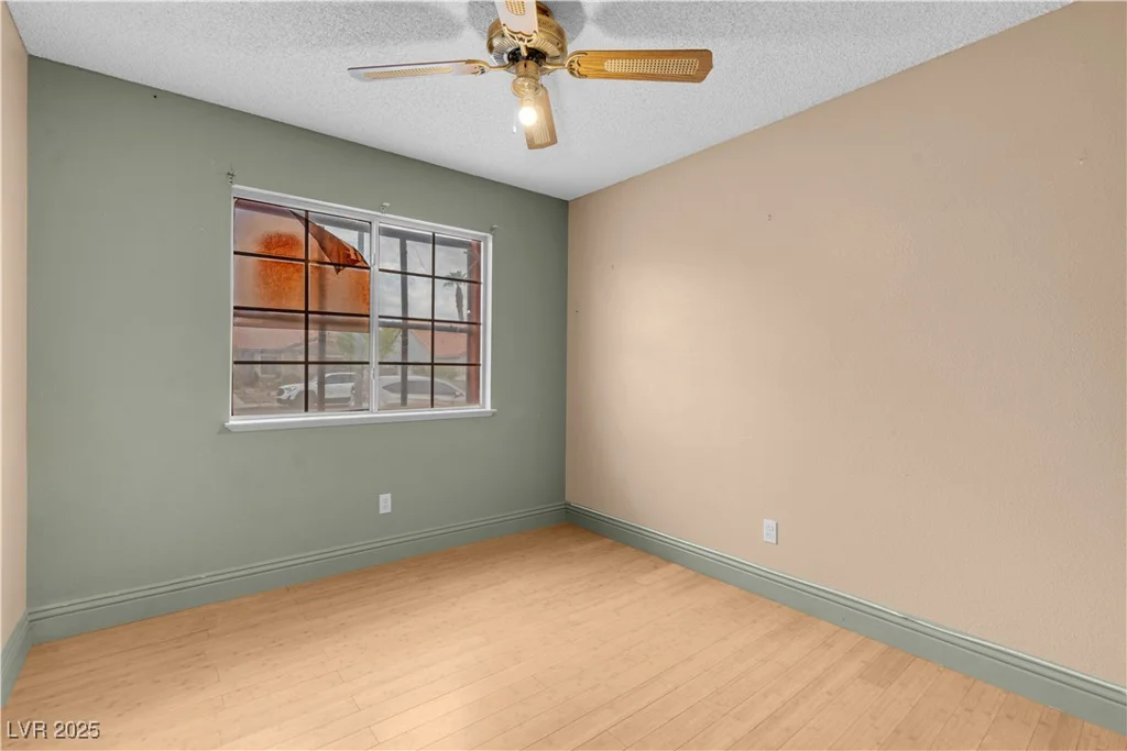 8024 Hackberry, Las Vegas, NV 89123
