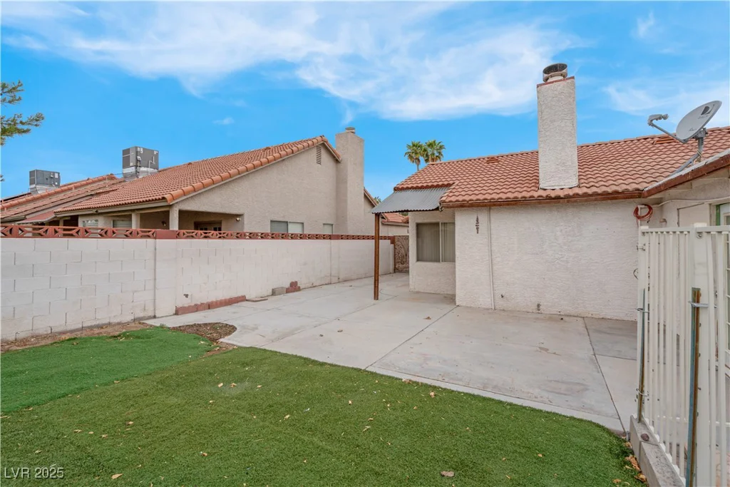 8024 Hackberry, Las Vegas, NV 89123