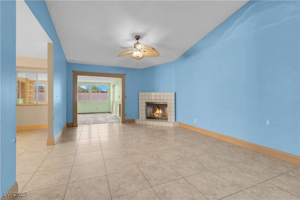 8024 Hackberry, Las Vegas, NV 89123