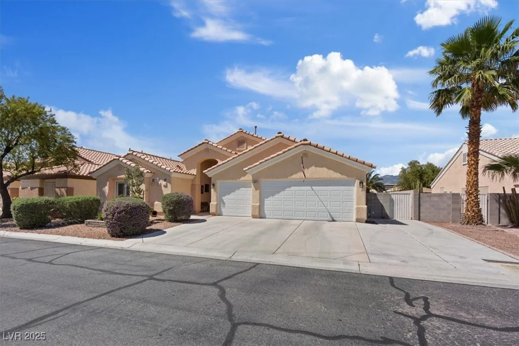 5812 Spinnaker Reach, Las Vegas, NV 89130