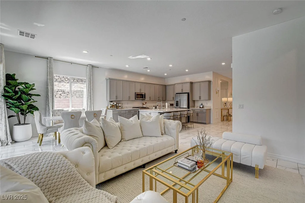 21 Reverie Heights, Henderson, NV 89011