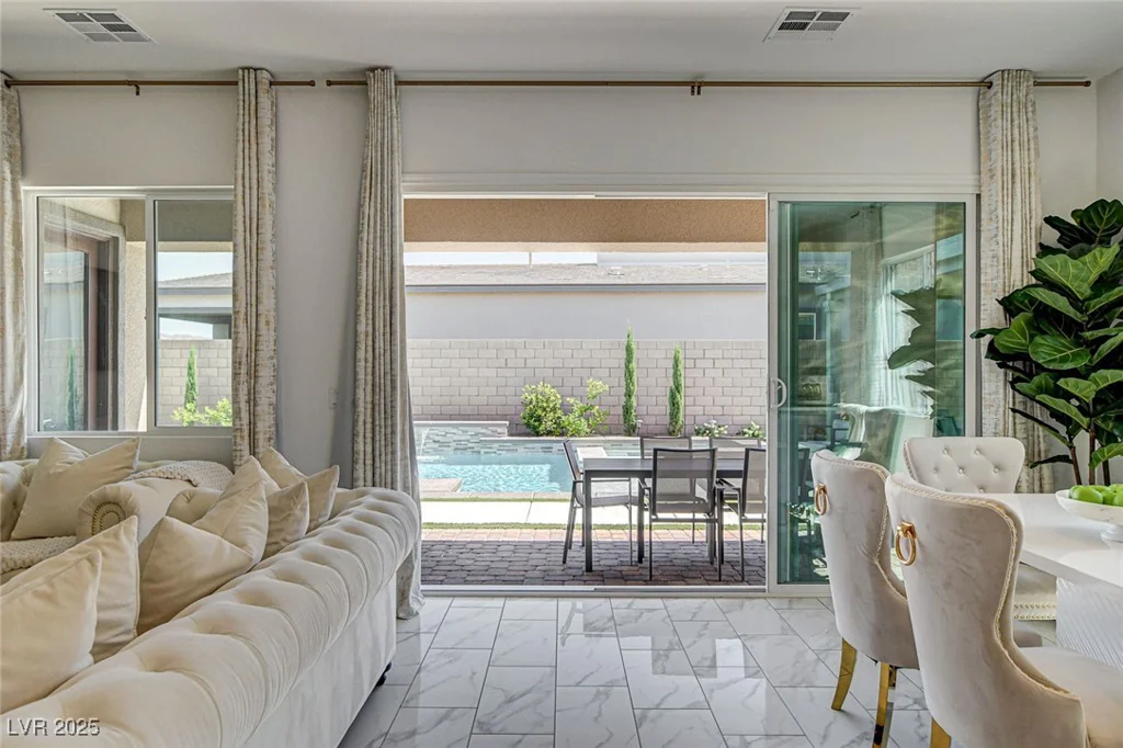 21 Reverie Heights, Henderson, NV 89011