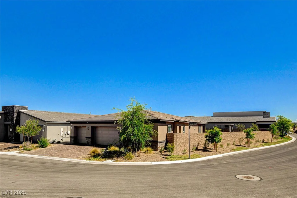 21 Reverie Heights, Henderson, NV 89011