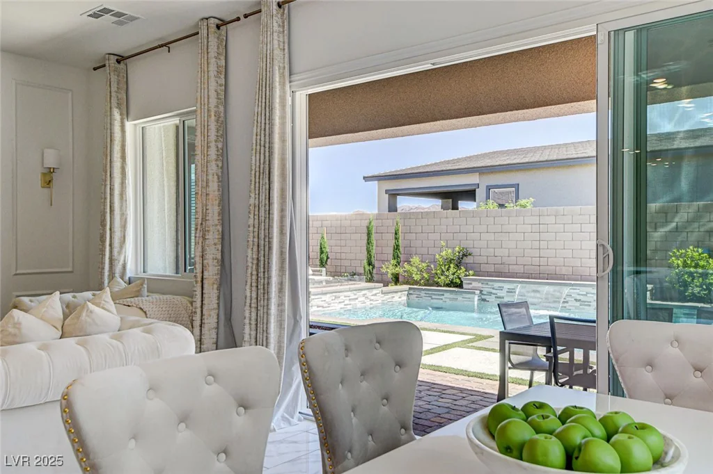 21 Reverie Heights, Henderson, NV 89011