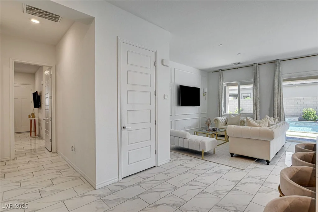 21 Reverie Heights, Henderson, NV 89011