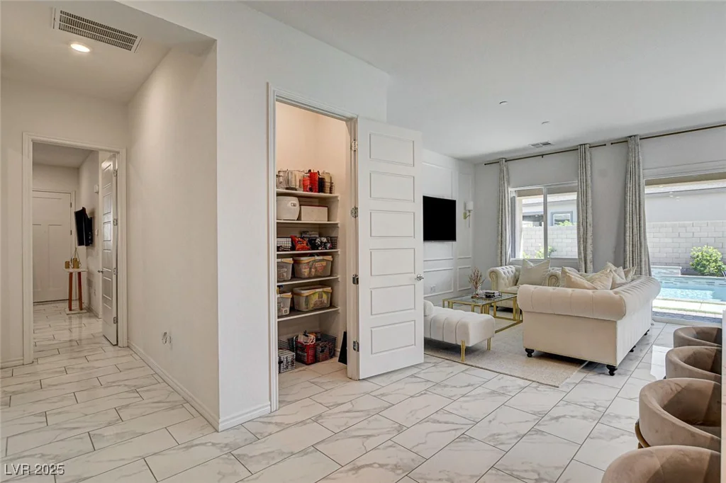 21 Reverie Heights, Henderson, NV 89011