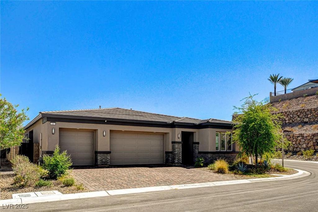 21 Reverie Heights, Henderson, NV 89011